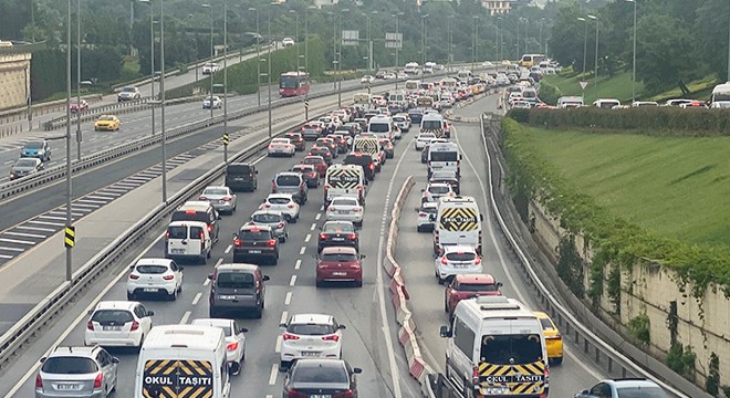 15 Temmuz Şehitler Köprüsü'nde trafik yoğunluğu