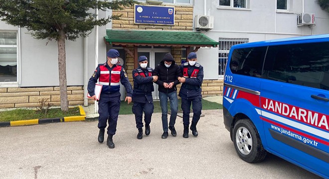 17 senedir aranıyordu, iş yerinde yakalandı