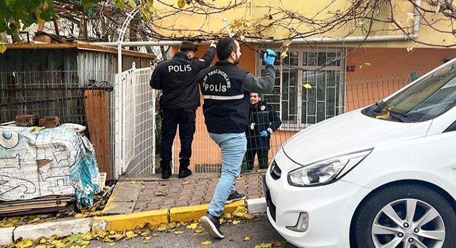 2 çocuğuyla balkondan atladı