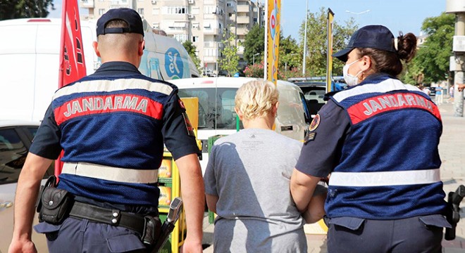 2 ildeki göçmen kaçakçılığı operasyonunda 4 tutuklama