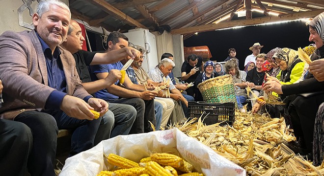 200 yıllık mısır imecesi sürdürülüyor
