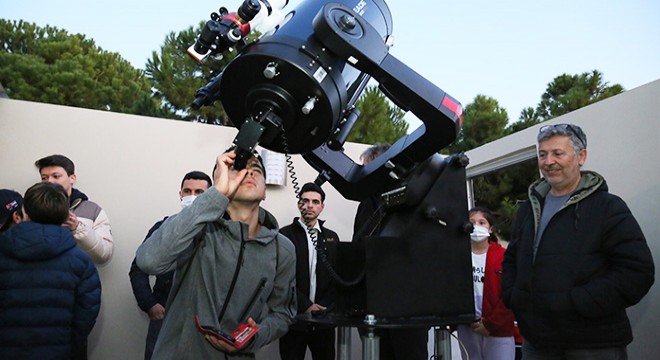 2022 gökyüzüne, 7 gezegen ve dolunayla veda ediyor