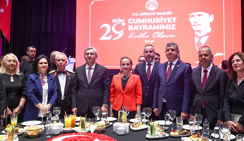 Antalya'da Cumhuriyetin 103'üncü yılı resepsiyonu