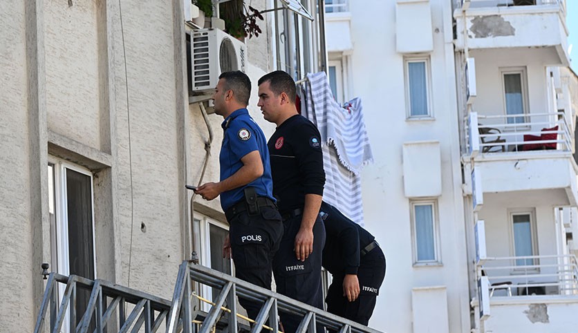 Antalya'da kanser hastası evinde ölü bulundu