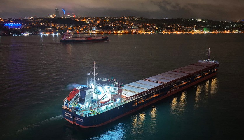 İstanbul Boğazı'nda gemi arızası