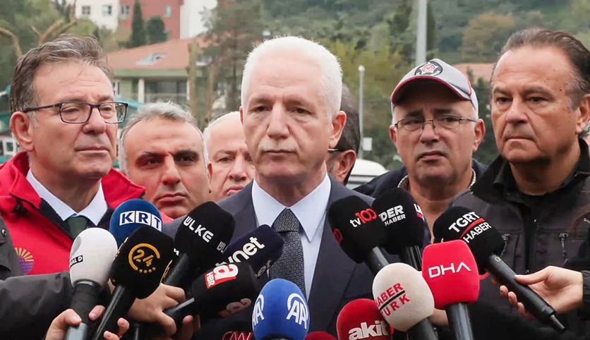 İstanbul Valisi Gül: 3 bin ev ve iş yeri hasar gördü