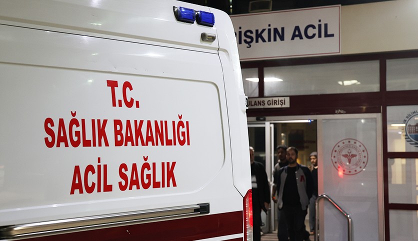 Kavga ettiği kişinin kulağını ısırarak kopardı