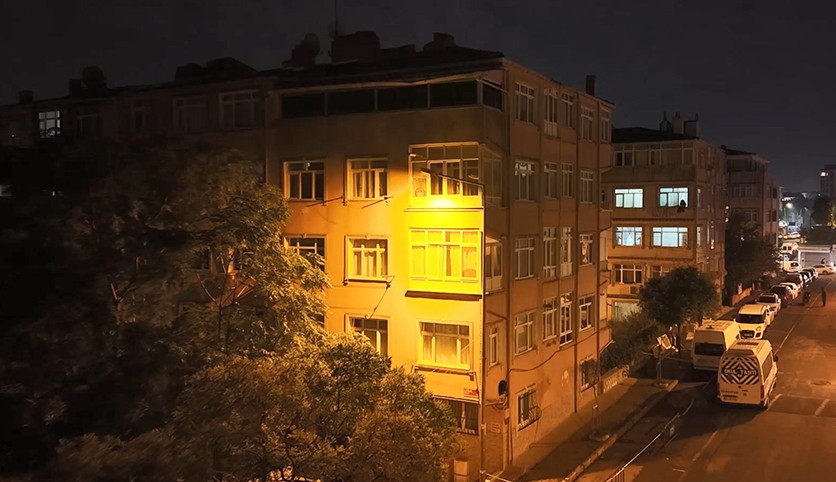 Kolonlarından ses gelen 5 katlı bina tahliye edildi