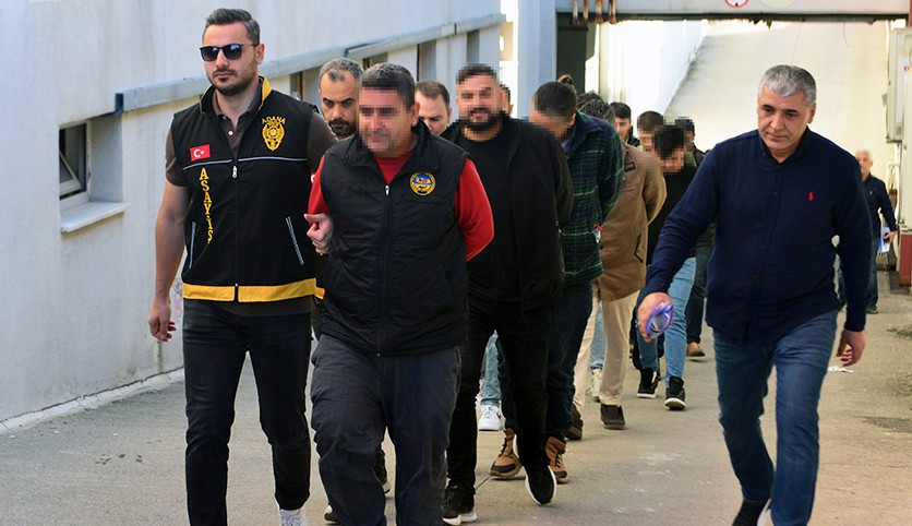 Kurgu trafik kazalarıyla 25 milyon liralık vurgun