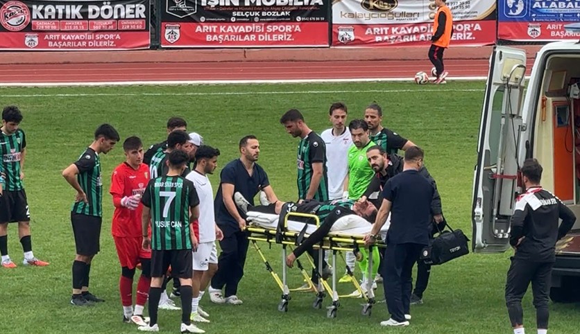 Maç sırasında kalp krizi geçirdi