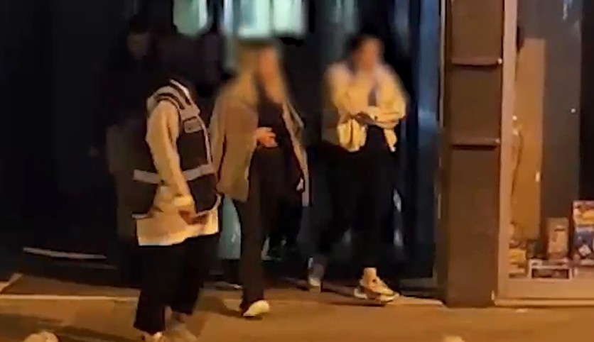 Masaj salonu adı altında fuhuşa 10 tutuklama