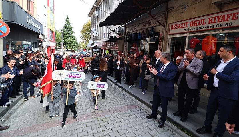 Miniklerin Cumhuriyet Bayramı sevinci