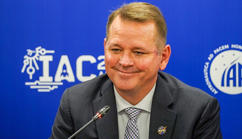 NASA'dan 76 ülkeye Ay üssüne katılım çağrısı