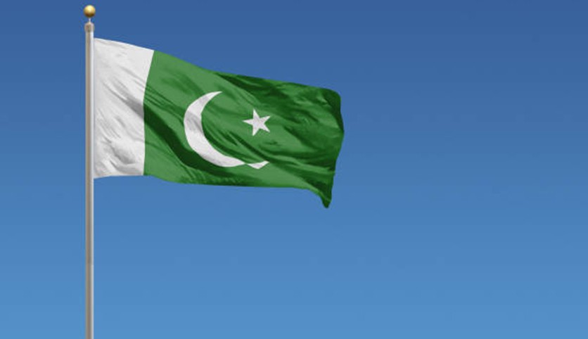 Pakistan'da okulun çatısı çöktü: 28 ölü