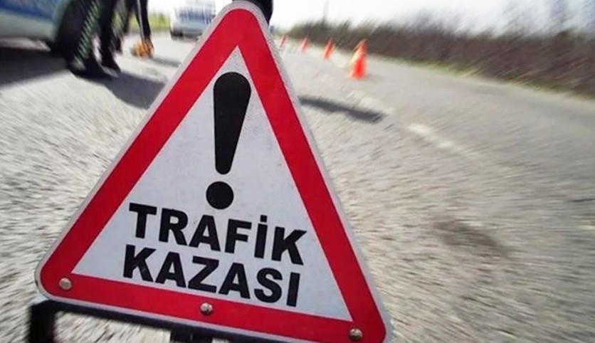 TIR'a çarpıp yanan minibüsün şoförü öldü
