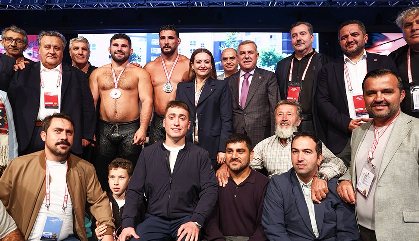 Antalya Büyükşehir Belediyesi İstanbul’dan 12 madalya ile döndü