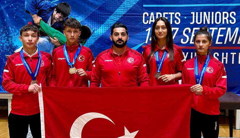 Burdurlu sporculardan Avrupa Şampiyonası'nda 4 madalya