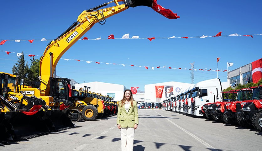 Büyükşehirde yeni araçlar tanıtıldı