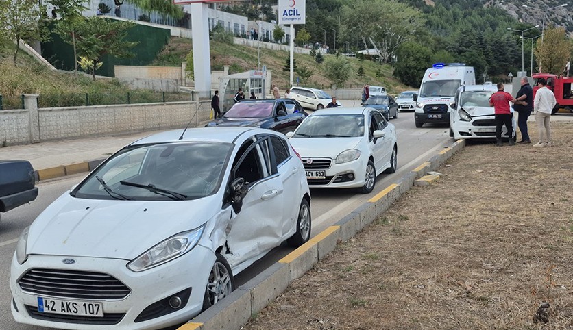 Eğirdir'de kaza: 2 yaralı