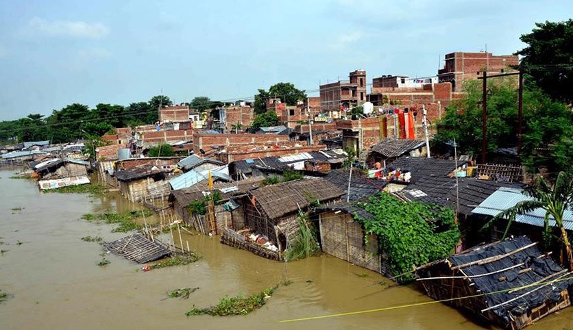 Hindistan ve Nepal'de sel: 83 kişi hayatını kaybetti
