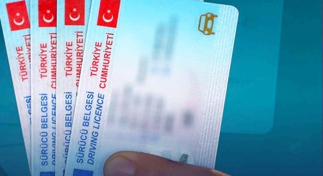 2042'ye kadar ehliyetine el konulan sürücü kazada öldü