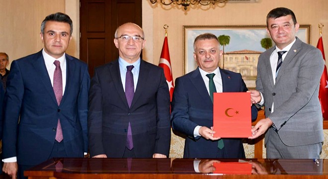 3 ilçede eğitime hayırsever desteği