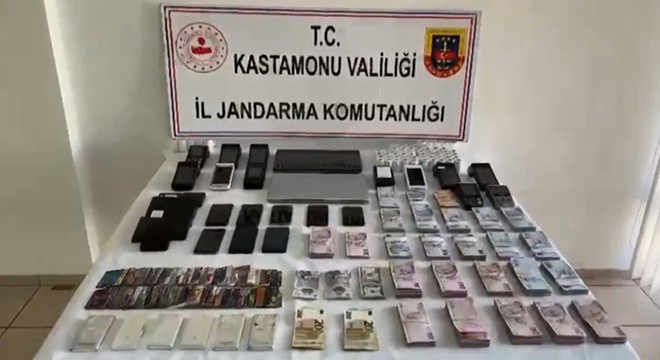 3 organize suç örgütü çökertildi: 63 gözaltı