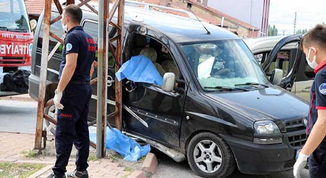 3 gün önce evlenen Yeter, eşiyle geçirdiği kazada öldü