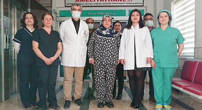 30 santimlik safra kesesi dünya tıp literatürüne girdi