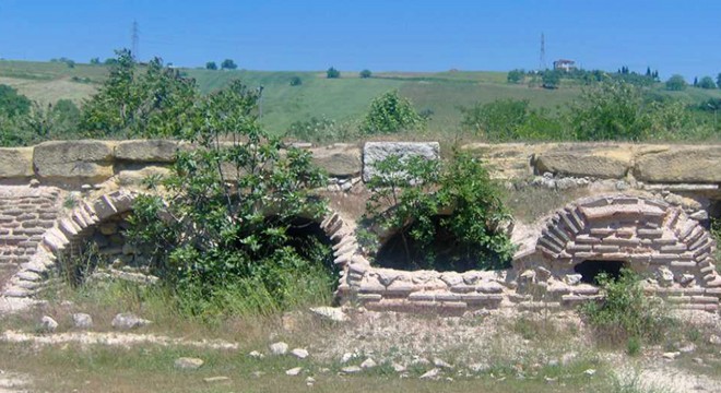 31 yıl önce keşfedilen Gültepe Nekropolü, sahipsiz kaldı