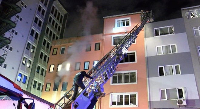 5 katlı binada yangın:1 yaralı