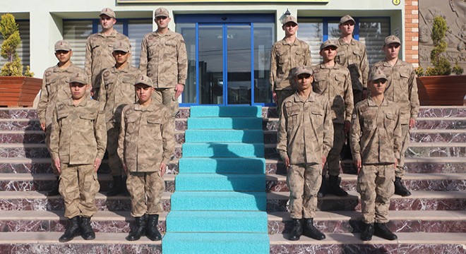 6 ikiz kardeş aynı yerde vatani görevde