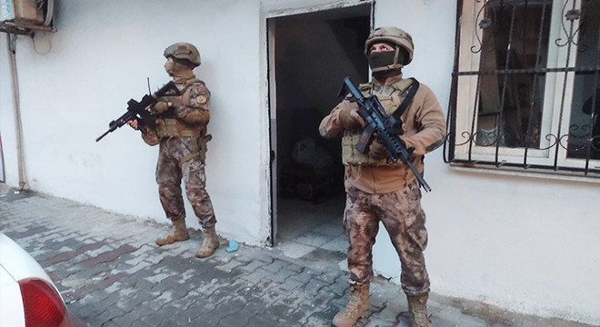 6 ilde yasa dışı bahis ve sanal kumar aracılarına operasyon