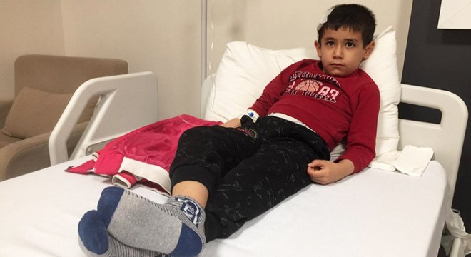 6 yaşındaki Eymen'in başına 'yorgun mermi' isabet etti