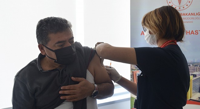 60 yaş üstü için aşılama başladı