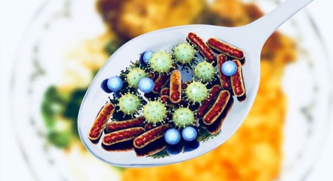 70 öğrenci zehirlenme şüphesiyle hastaneye kaldırıldı