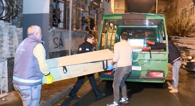 76 yaşındaki kadın evde ölü bulundu