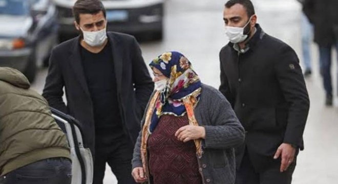 76 yaşındaki kadına 16 yıl 8 ay ev hapsi