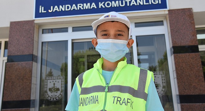 8 yaşındaki Ali’nin helikoptere binme hayali gerçek oldu