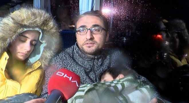 83 depremzede uçakla İstanbul'a getirildi