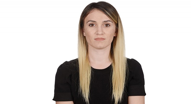 9 yıllık eşi Gülsüm'ü öldürüp, polise teslim oldu