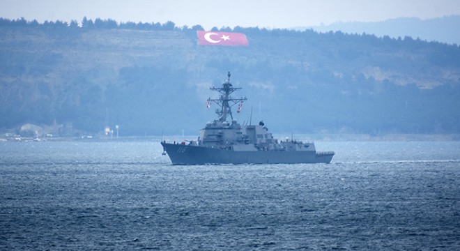 ABD savaş gemisi, Çanakkale Boğazı'ndan geçti