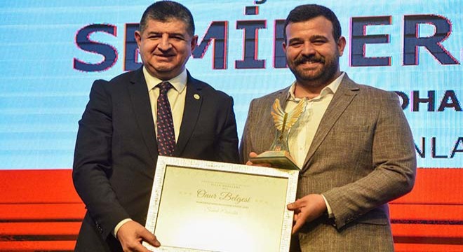 AGC Yılın Gazetecileri nde DHA ya ödül