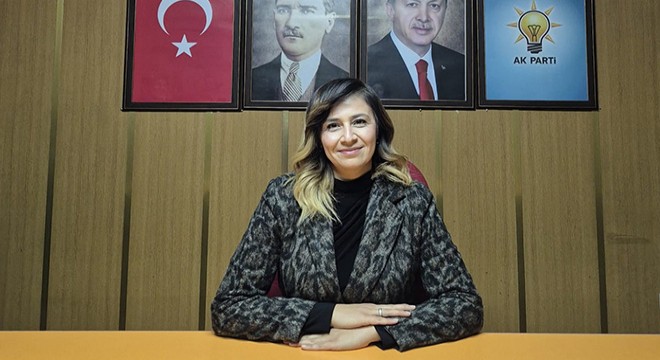 AK Parti Bucak Kadın Kolları Başkanı görevinden ayrıldı