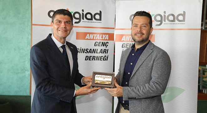 ANTGİAD, İzzet Pinto ile girişimciliği konuştu