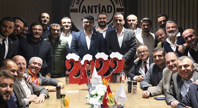 ANTİAD'tan yılbaşı kokteyli