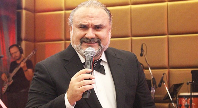 ANTİAD zafer coşkusunu tenor Hakan Aysev le yaşadı