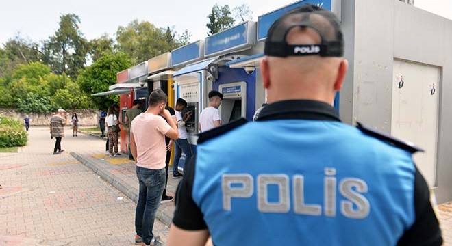 ATM başında dolandırıcılık ve yankesicilik uyarısı