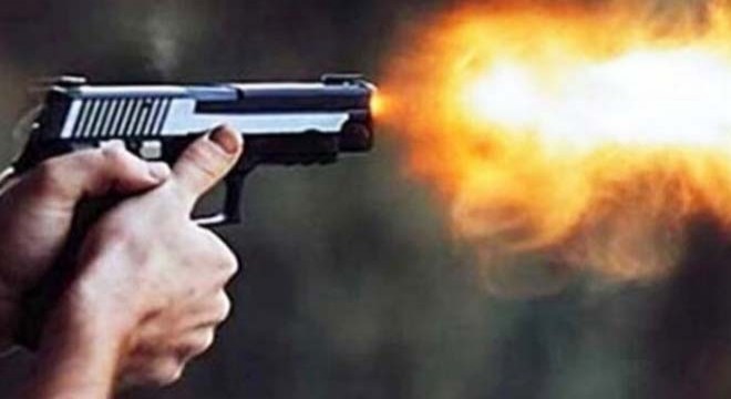 Acil servis önünde silahlı saldırı: 3 yaralı