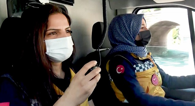 Acil tıp teknisyeni 3 annenin zorlu mesaisi